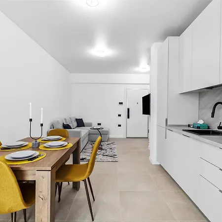 Levin In Odyssey Pool & Apartment